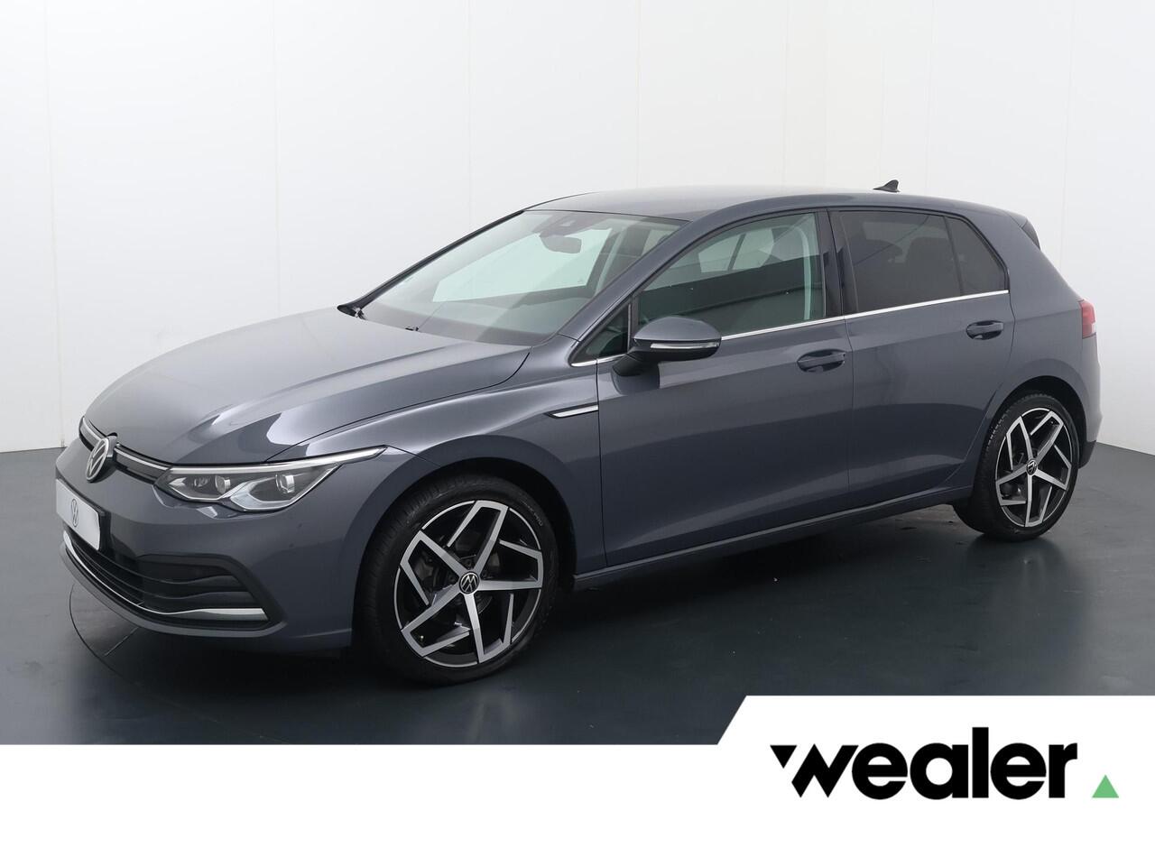 Volkswagen GOLF 1.5 TSI Style | 130 PK | Navigatie | Adaptive Cruisecontrol | Digitaal display