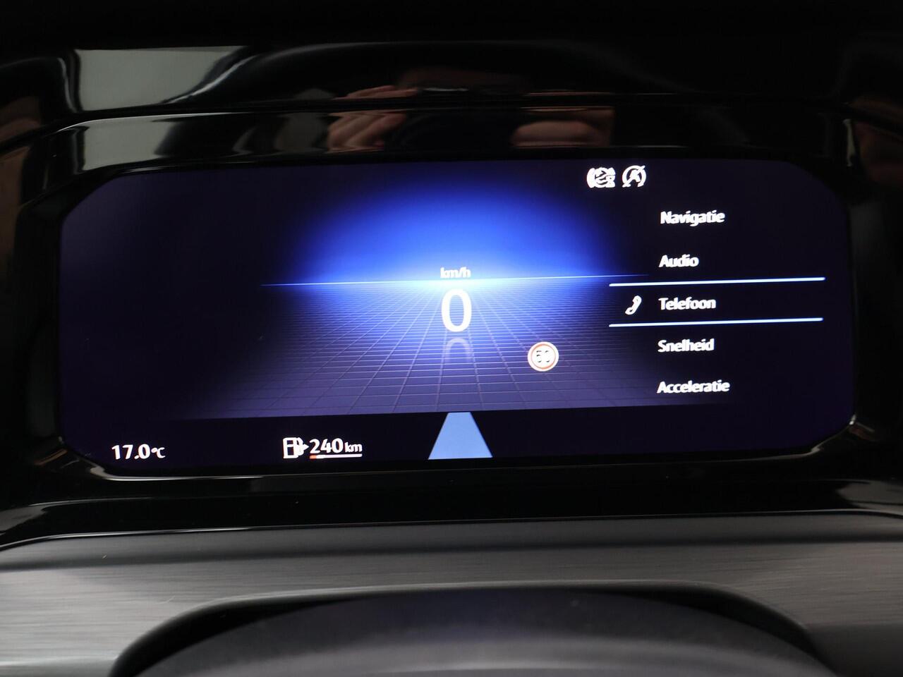 Volkswagen GOLF 1.5 TSI Style | 130 PK | Navigatie | Adaptive Cruisecontrol | Digitaal display