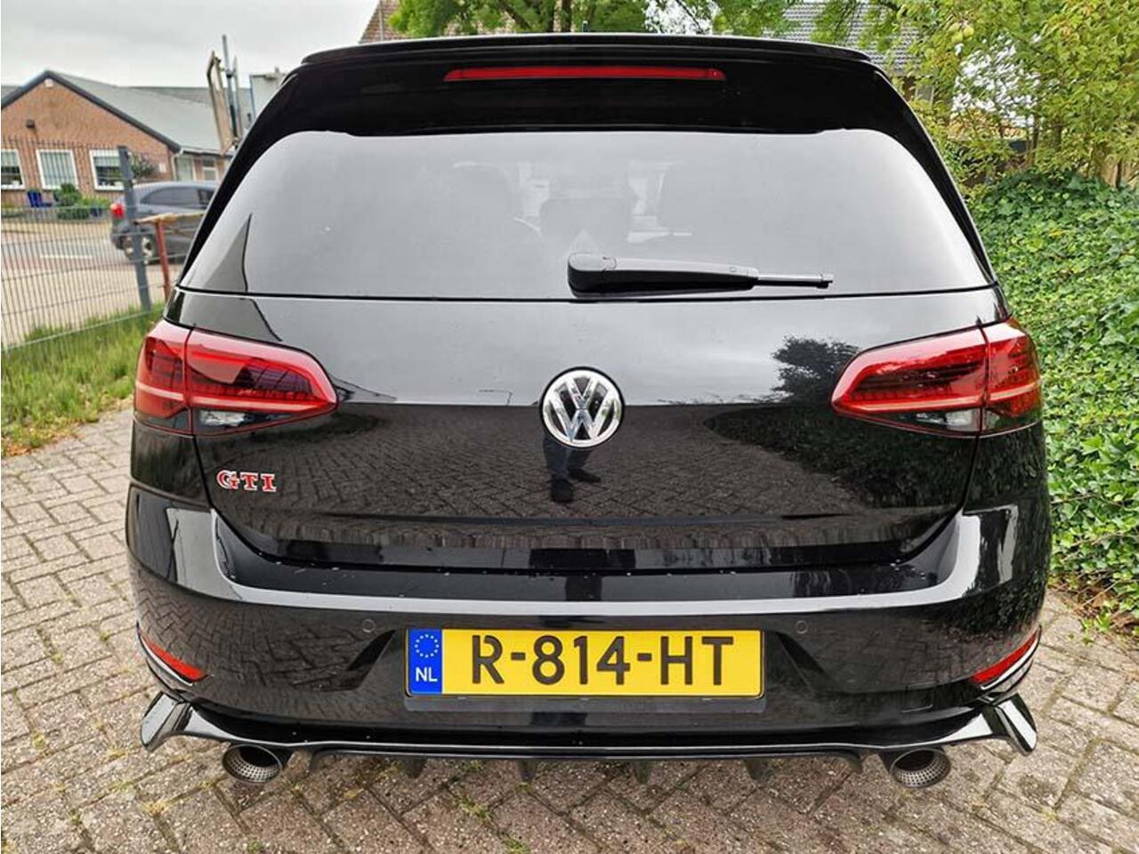 Volkswagen GOLF 2.0 TSI GTI TCR