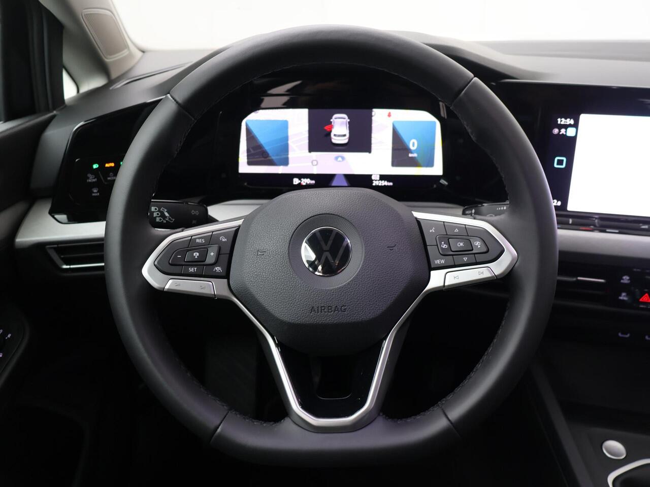 Volkswagen GOLF 1.5 TSI Life Business | 131 PK | Adaptive cruise control | Led verlichting | Apple Carplay/Android Auto |