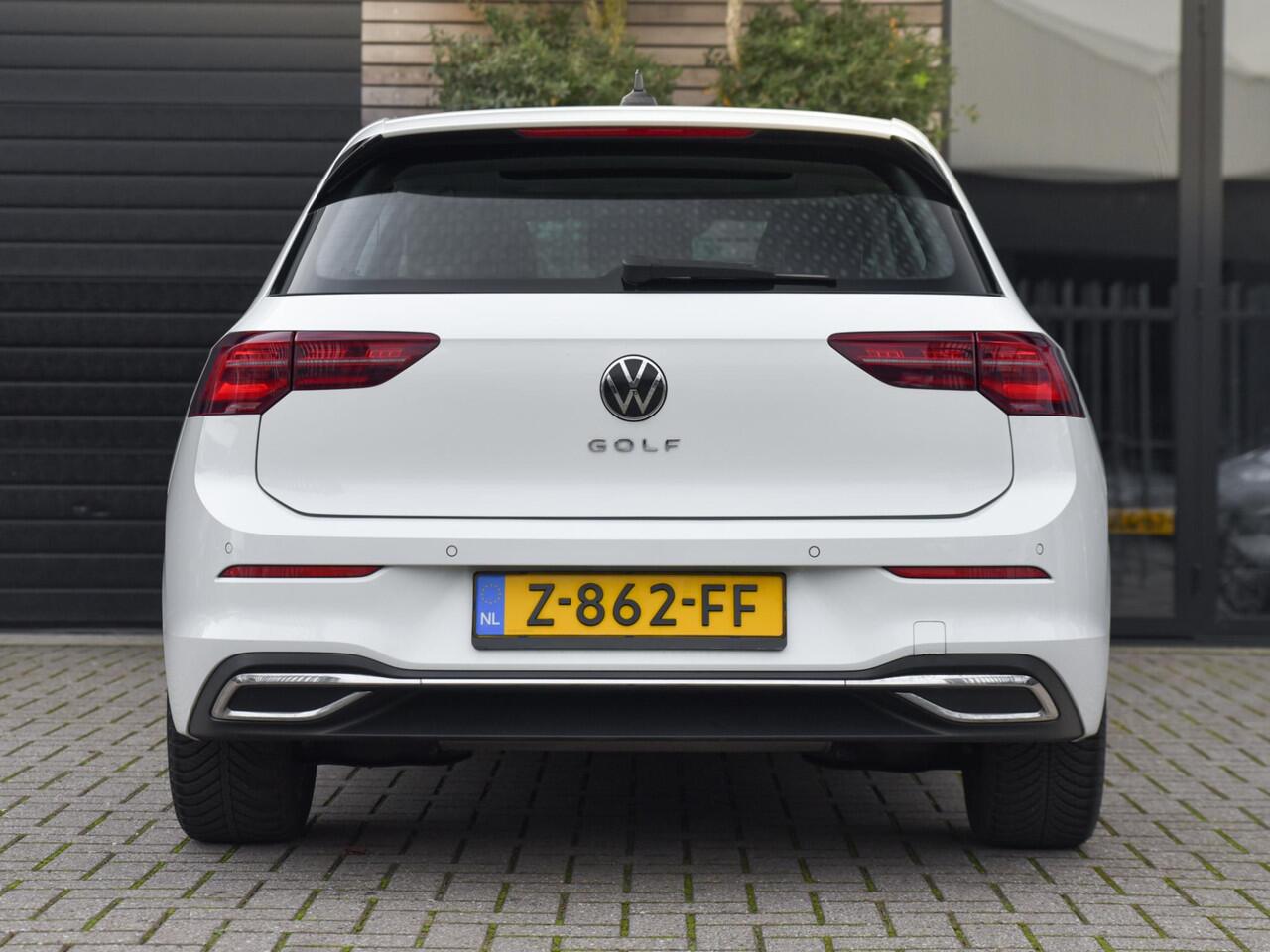 Volkswagen GOLF 1.5 TSI Feestdagen geopend bel voor een afspraak. 1ST Edition Navi Qled Adaptive Cruise Control