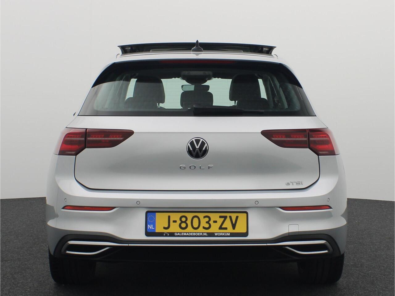 Volkswagen GOLF 1.5 eTSI 150PK 1st Edition Style AUTOMAAT / PANORAMADAK / FULL LED / SFEER / STOELVERW / NAVI / CARPLAY / DAB+ / ACC / NL-AUTO