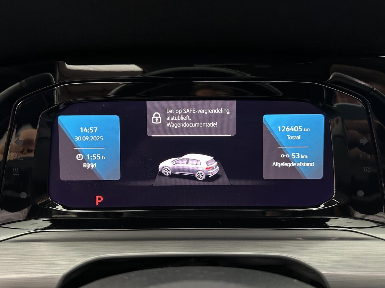 Volkswagen GOLF 1.5 eTSI Style Panorama IQ Elek Stoel Dealer ondrh