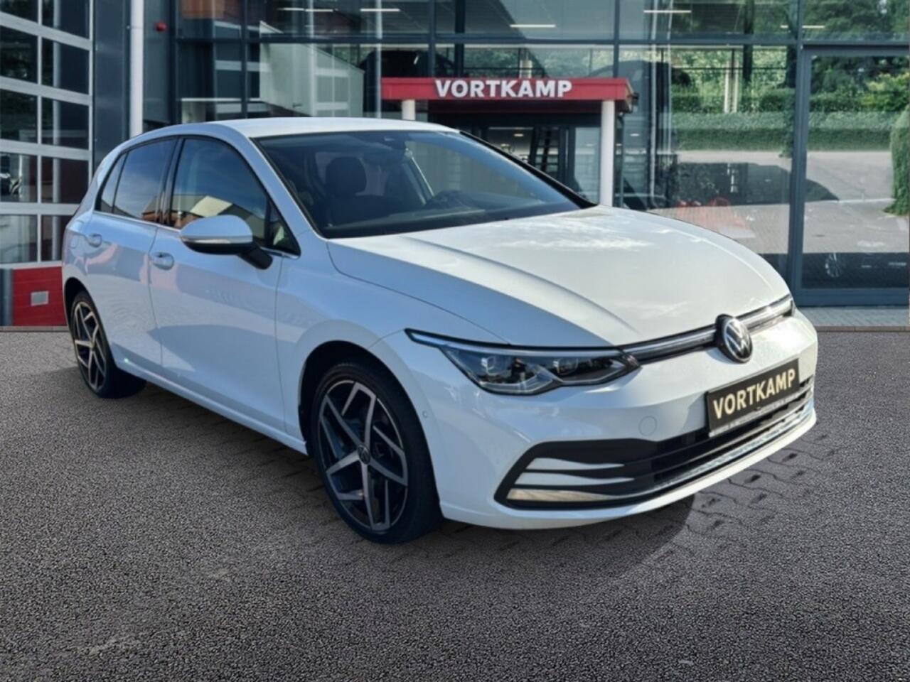 Volkswagen GOLF 1.4 TSI DSG STYLE EHYBRID TREKHAAK/CAMERA/MEMORY/NAVI/ACC/STOELVERW