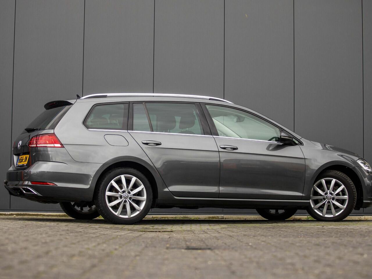 Volkswagen GOLF Variant 1.5 TSI Highline Business R
