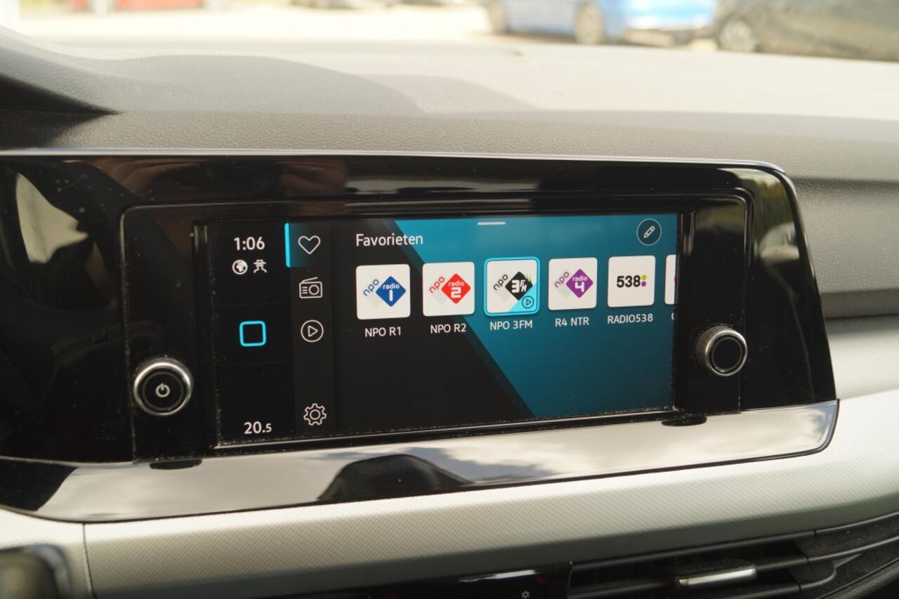 Volkswagen GOLF 2.0 TDI 115pk Edition -NAVI-AIRCO-CARPLAY-