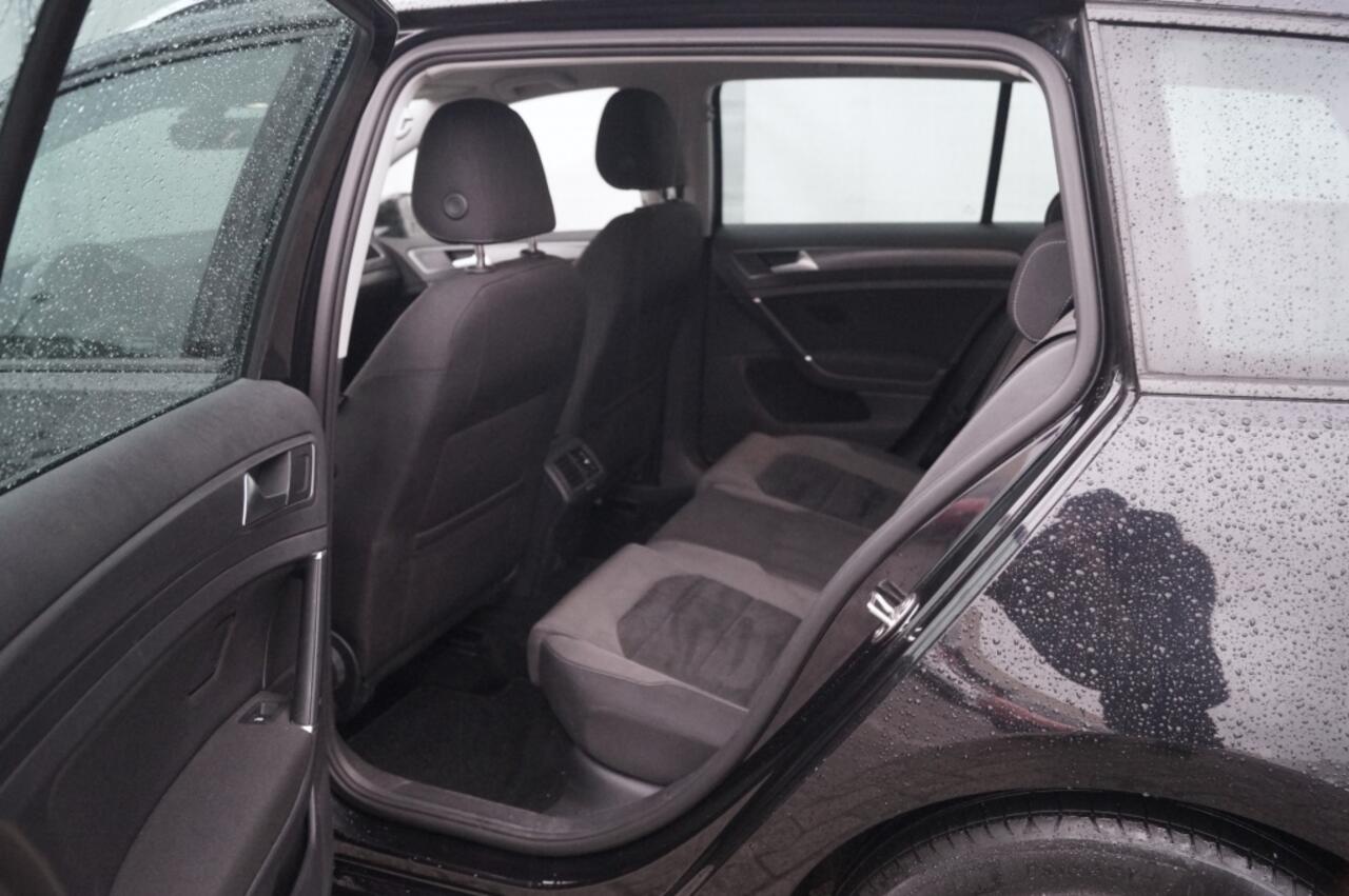 Volkswagen GOLF Variant 1.5 TSI 130pk Comfortline Business -NAVI-ECC-