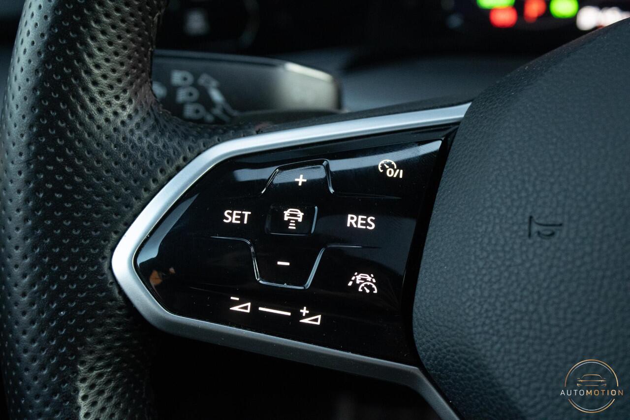 Volkswagen GOLF 1.4 eHybrid GTE PANO IQ LIGHTS CAMERA ACC