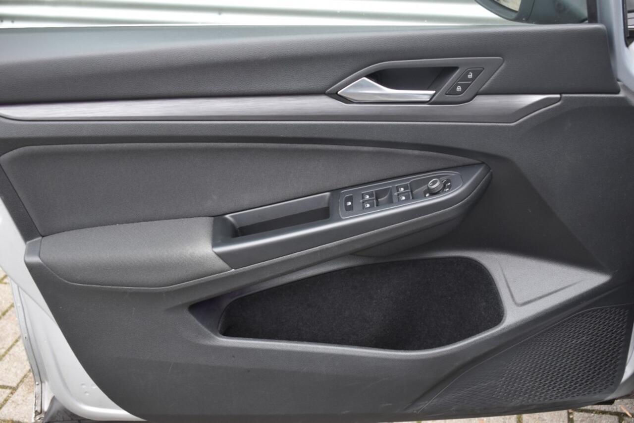 Volkswagen GOLF 1.5 ETSI STYLE / ADAP. CRUISE / MASSAGE+MEMORY / VIRTUAL COCKPIT