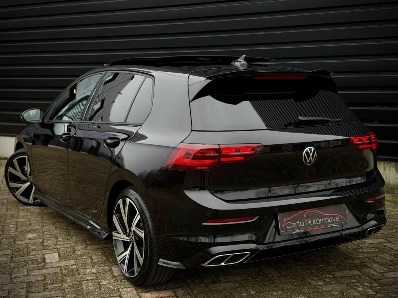 Volkswagen GOLF 1.5 eTSI R-LINE PANO|IQ LIGHT|H/K|ACC|DCC|SFEER