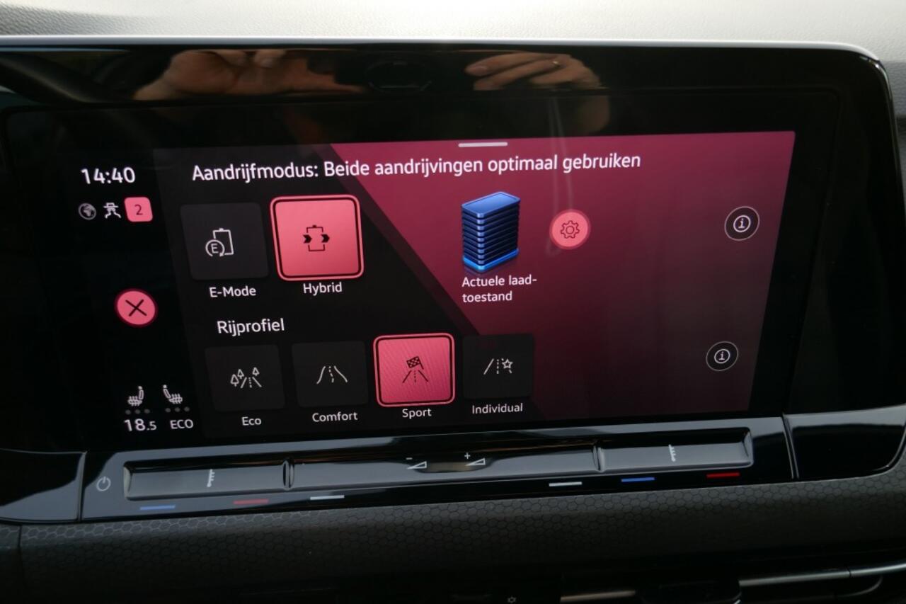 Volkswagen GOLF 1.4 EHYBRID GTE 150 PK APPLE CARPLAY / NAVIGATIE / WINTERPAKKET