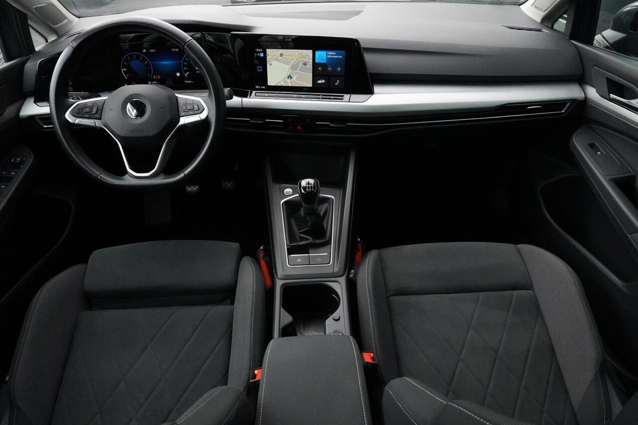 Volkswagen GOLF 1.5 TSI Life Business | PANORAMADAK | CARPLAY | ACC | CAMERA | NAVI