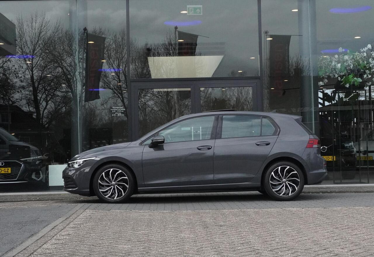 Volkswagen GOLF 1.5 TSI Life Business | PANORAMADAK | CARPLAY | ACC | CAMERA | NAVI