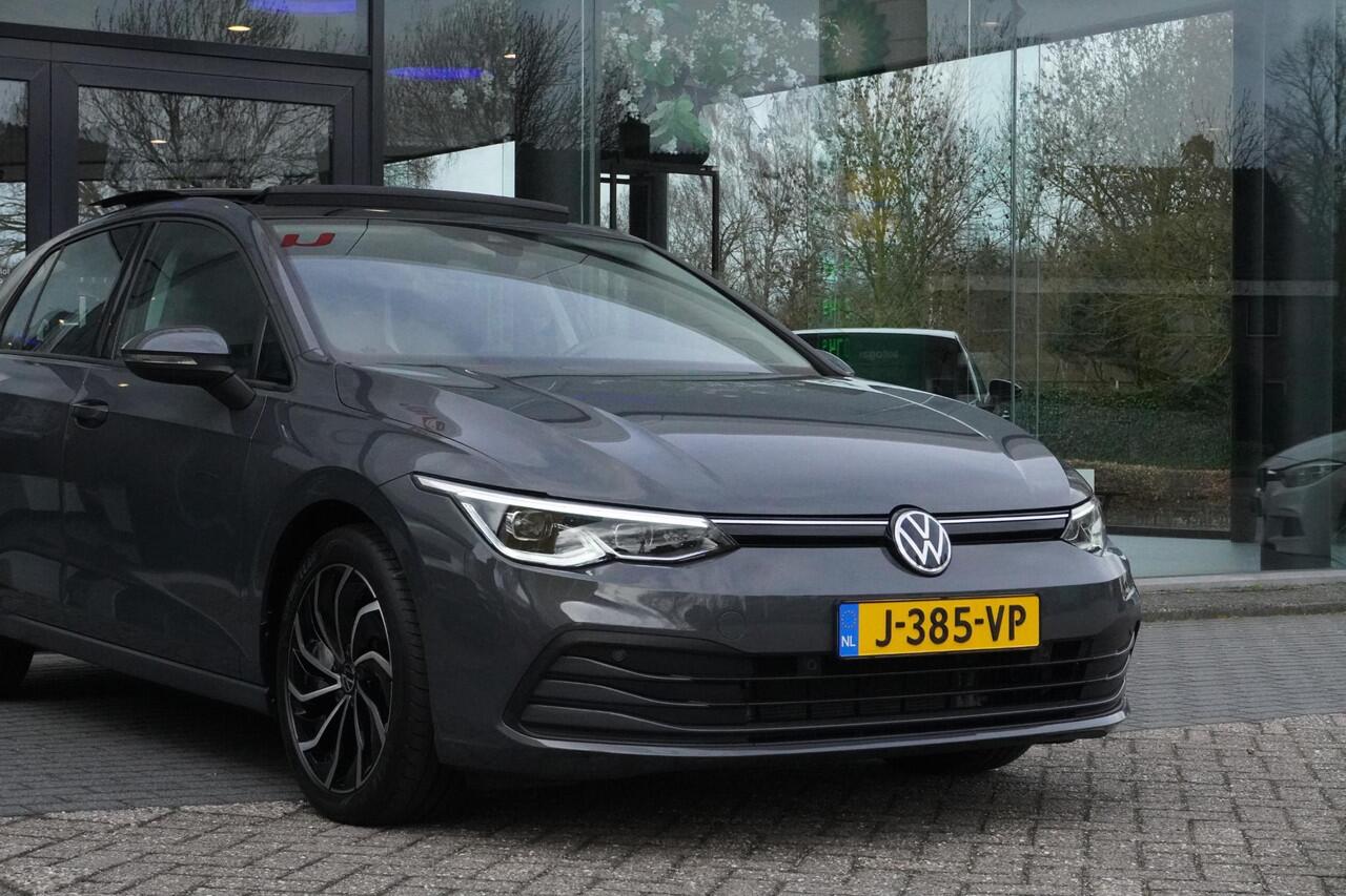Volkswagen GOLF 1.5 TSI Life Business | PANORAMADAK | CARPLAY | ACC | CAMERA | NAVI