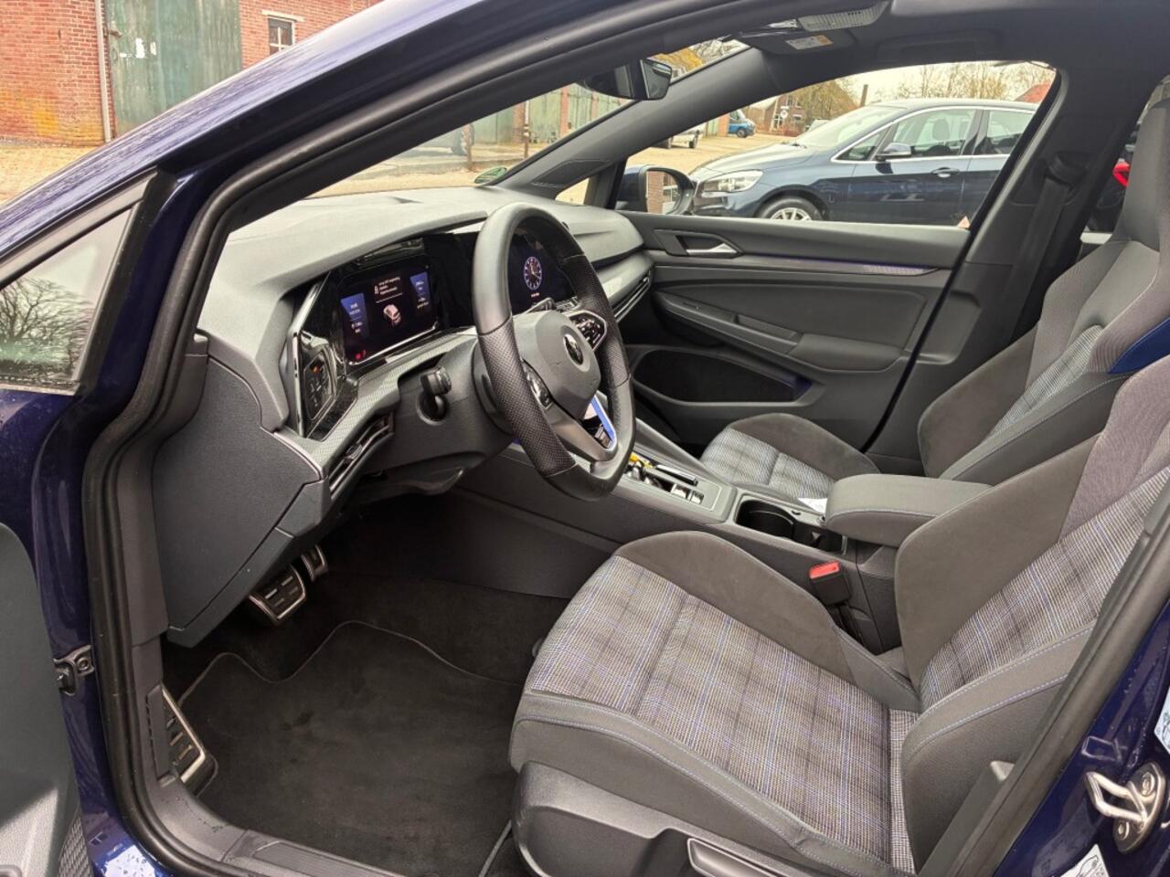 Volkswagen GOLF 1.4 EHYBRID GTE! PANO.DAK/AFN.TREKHAAK/HEAD-UP/ADAP.CRUISE