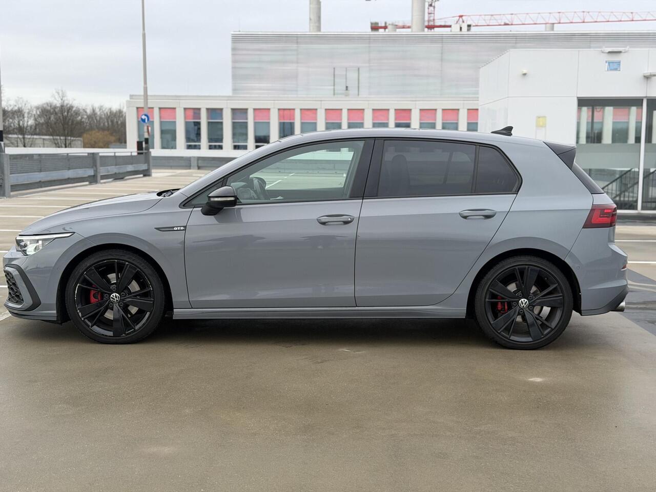 Volkswagen GOLF 2.0 TDI GTD PANO | HUD | CAMERA | IQ | ACC