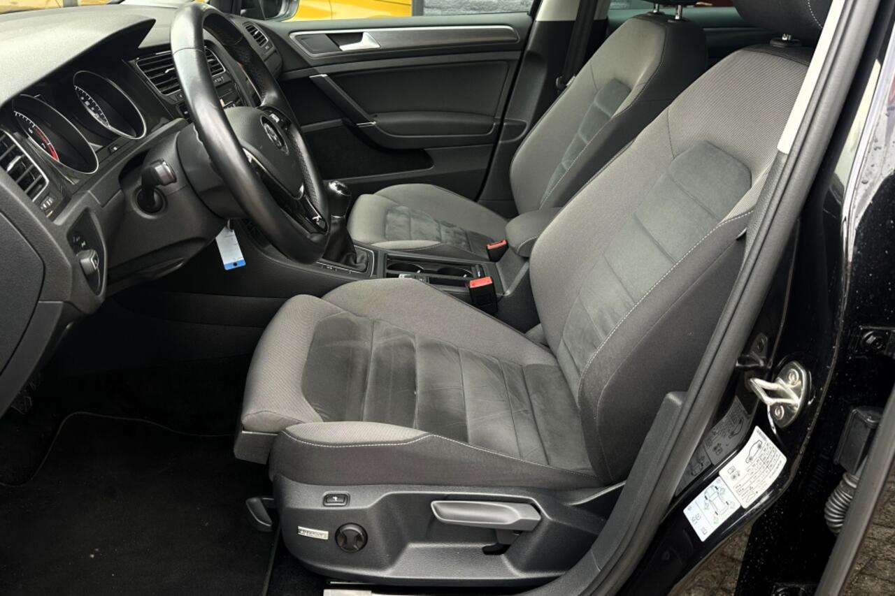 Volkswagen GOLF 1.0 TSI Highline