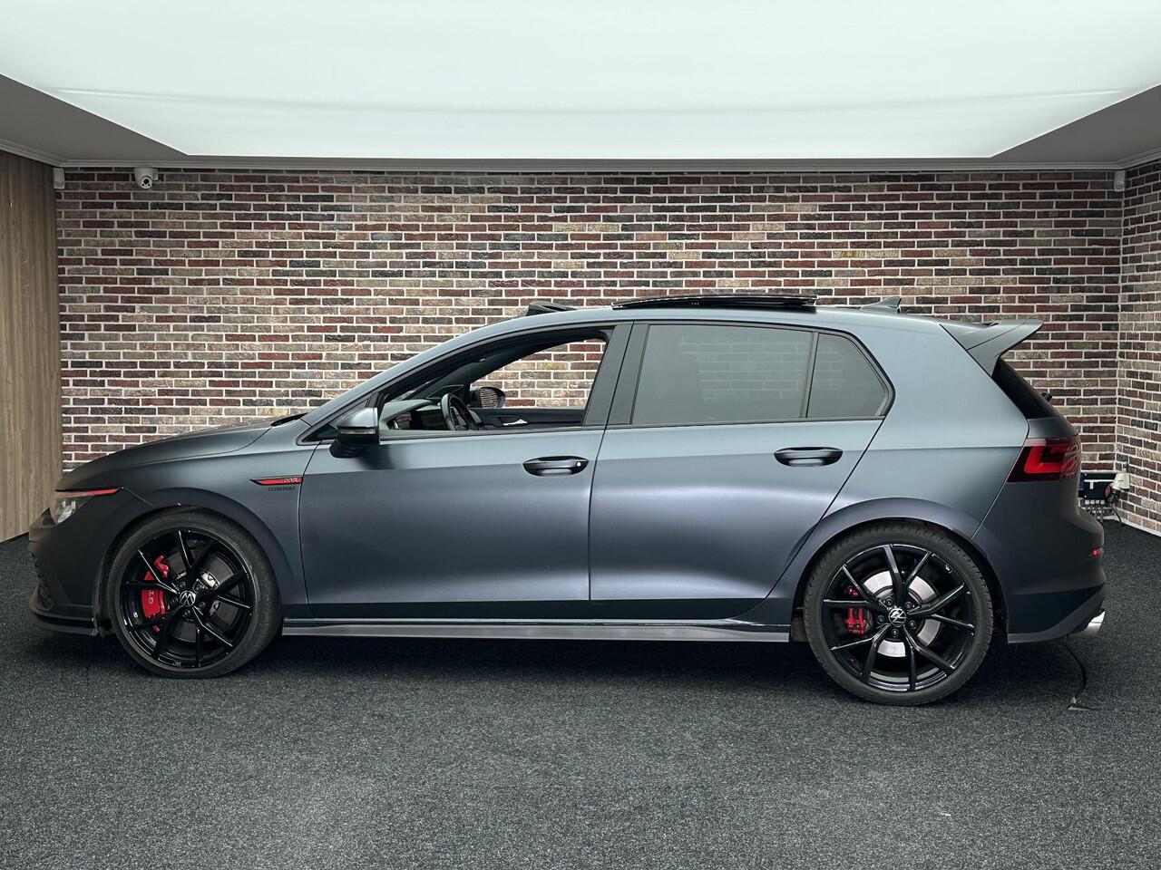 Volkswagen GOLF 2.0 TSI GTI Clubsport Milltek uitlaatsysteem Panorama IQ Lights Matt