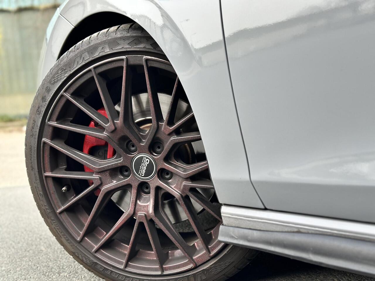 Volkswagen GOLF 2.0 TSI GTI NARO IQ LIGHT HARMAN KARDON