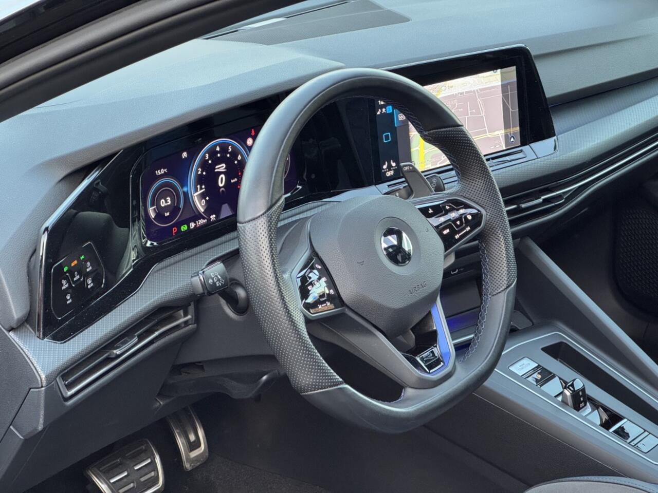 Volkswagen GOLF Pano HUD Drift