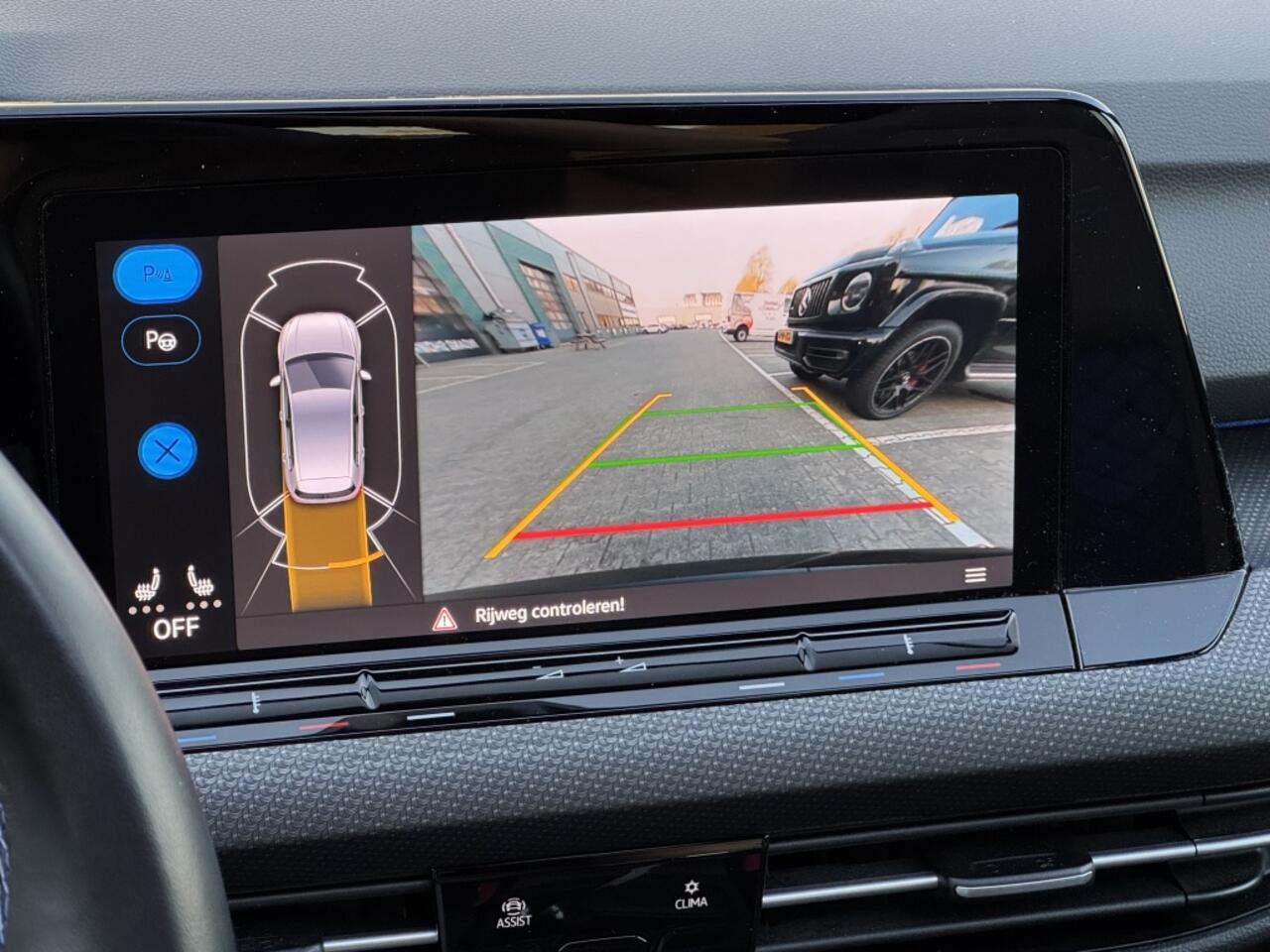 Volkswagen GOLF Pano HUD Drift