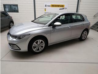 volkswagen-golf-1.0-etsi-life-navig