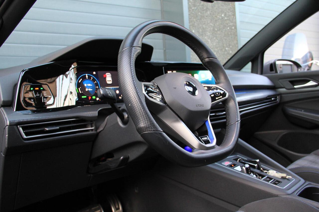 Volkswagen GOLF 1.4 eHybrid GTE Pano | IQ Lights | Moonstone Grey