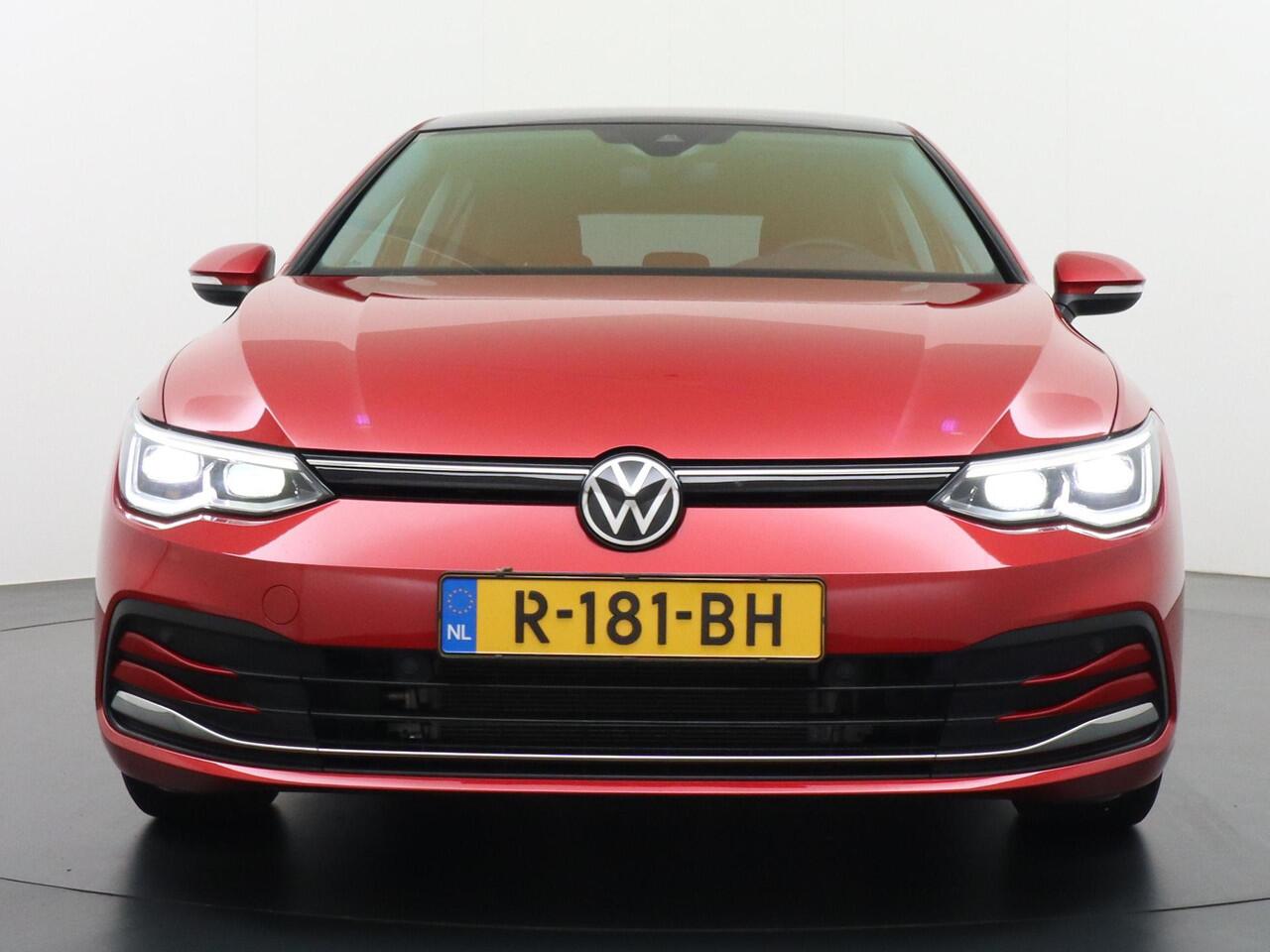 Volkswagen GOLF 1.0 eTSI Life PANORAMADAK | ADD. CRUISE | VIRTUAL DASH | NAVIGATIE | RIJKLAARPRIJS incl. 12mnd BOVAG