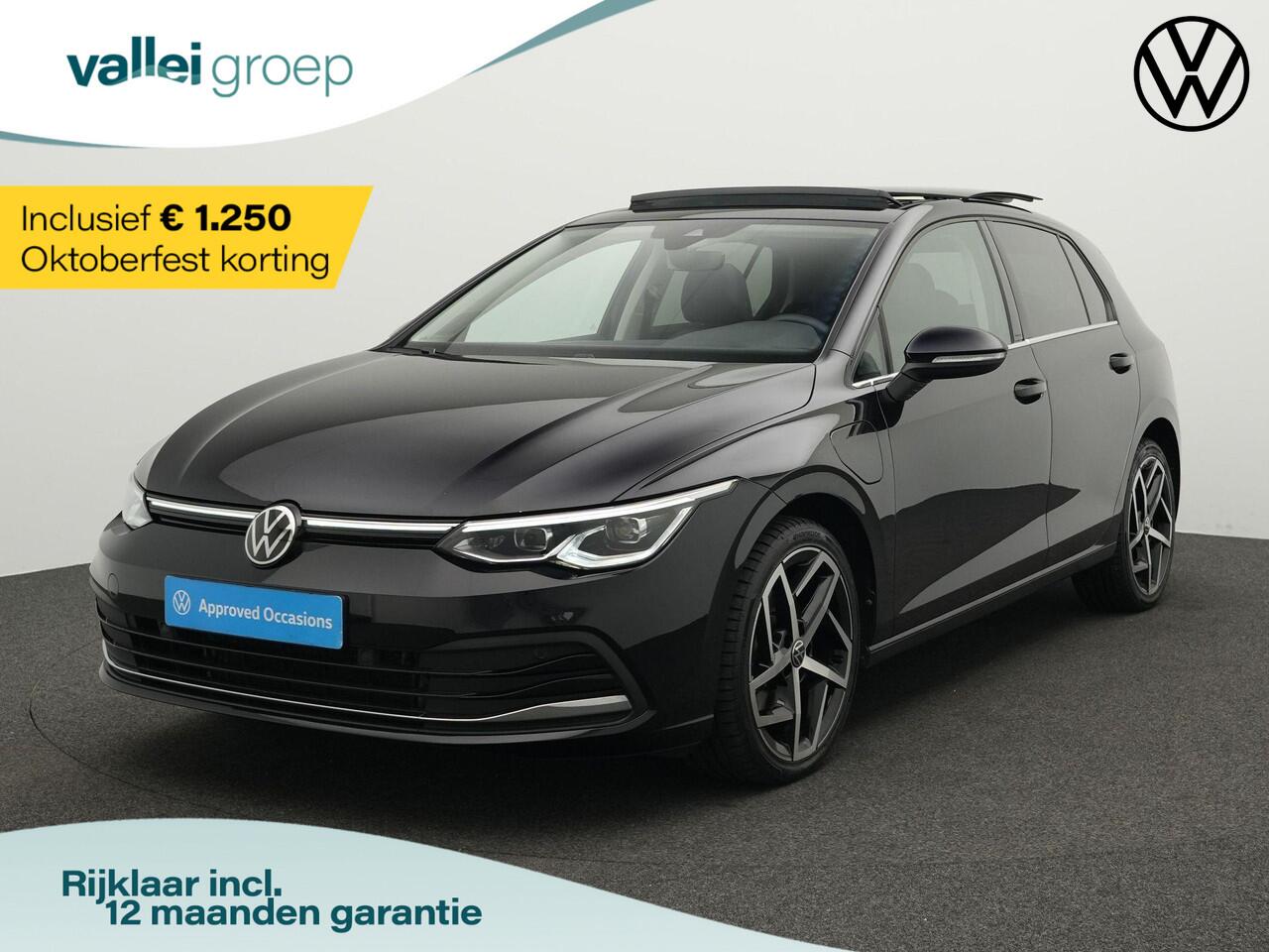 Volkswagen GOLF 1.4 204 pk DSG eHybrid Style | Panoramadak | Trekhaak | Geheugen-/massagestoel | Stuur-/stoelverwarming | Alcantara