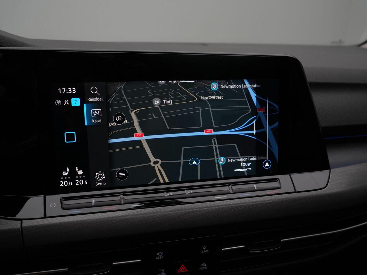 Volkswagen GOLF 1.4 204 pk DSG eHybrid Style | Panoramadak | Trekhaak | Geheugen-/massagestoel | Stuur-/stoelverwarming | Alcantara