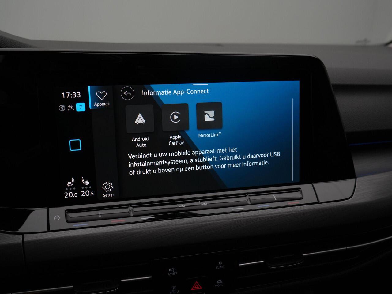 Volkswagen GOLF 1.4 204 pk DSG eHybrid Style | Panoramadak | Trekhaak | Geheugen-/massagestoel | Stuur-/stoelverwarming | Alcantara