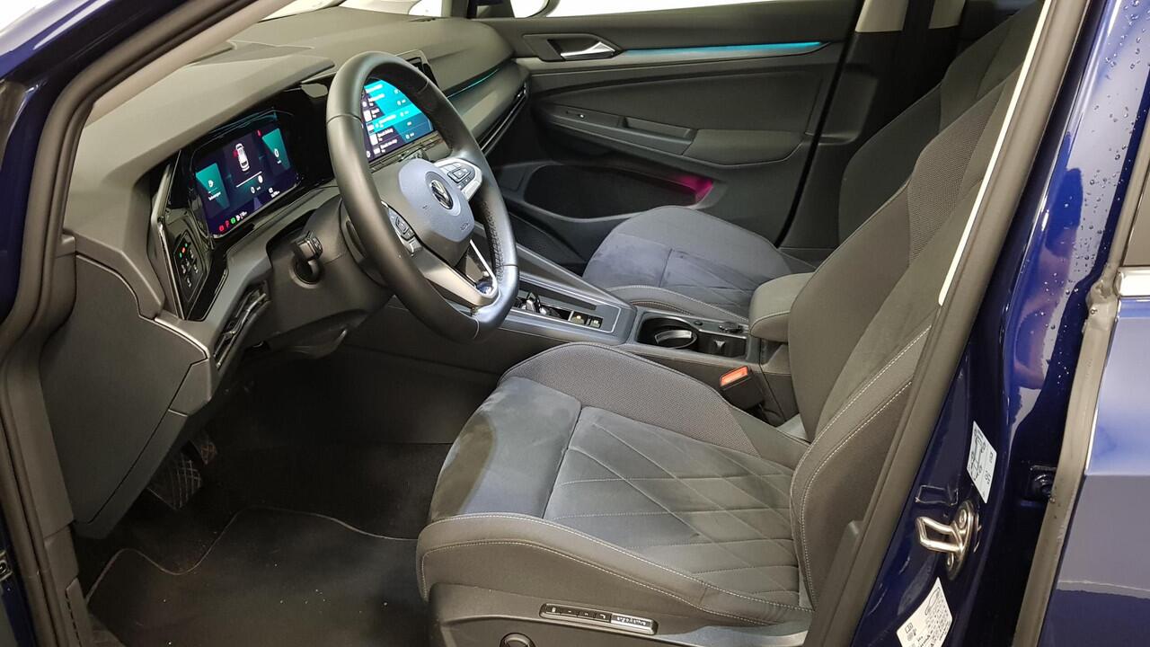 Volkswagen GOLF Variant 1.5 eTSI 150pk DSG Style | Navigatie | Climate Control | Camera | Parkeer Sensoren | Adaptive Cruise control | Achterklep electrisch bedienbaar | Stoelverwarming