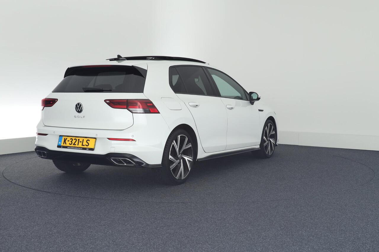 Volkswagen GOLF 1.5 TSI 130pk 2x R-Line Oryx Wit Panoramadak Harman Kardon Stoelverwarming Navigatie