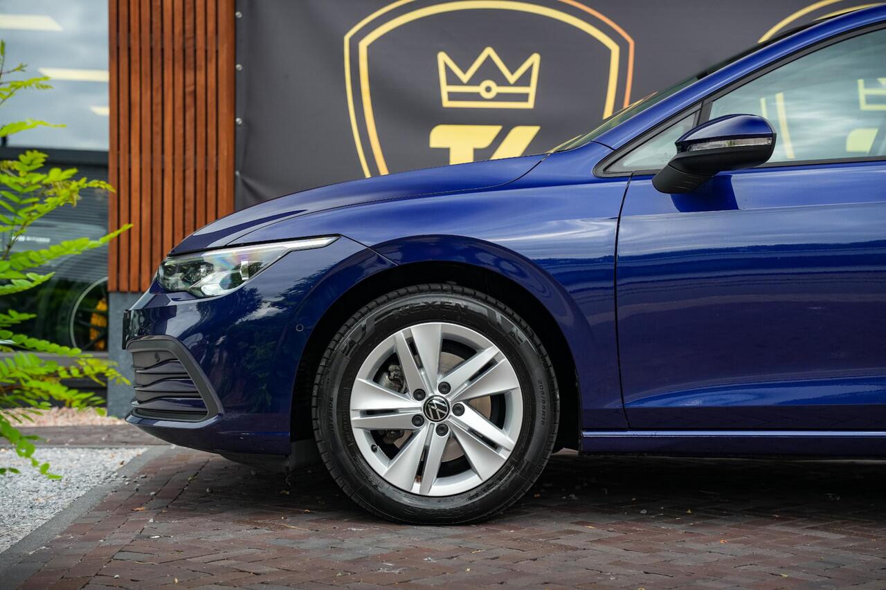 Volkswagen GOLF 1.5 eTSI Style Panoramadak IQ Light Adapt. Cruise Keyless Stuurverw. 16''LM