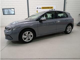 volkswagen-golf-1.0-etsi-life-pdc-v