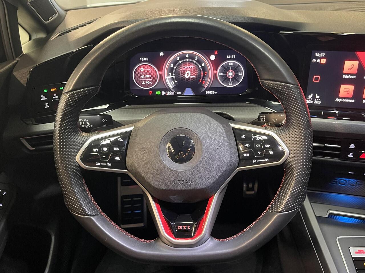 Volkswagen GOLF 2.0 TSI GTI Clubsport 19"/Panoramadak/H&K/IQ Lights/Black style/Dodehoek/Stoel + stuurverwarming/Keyless/Apple Carplay & Android Auto