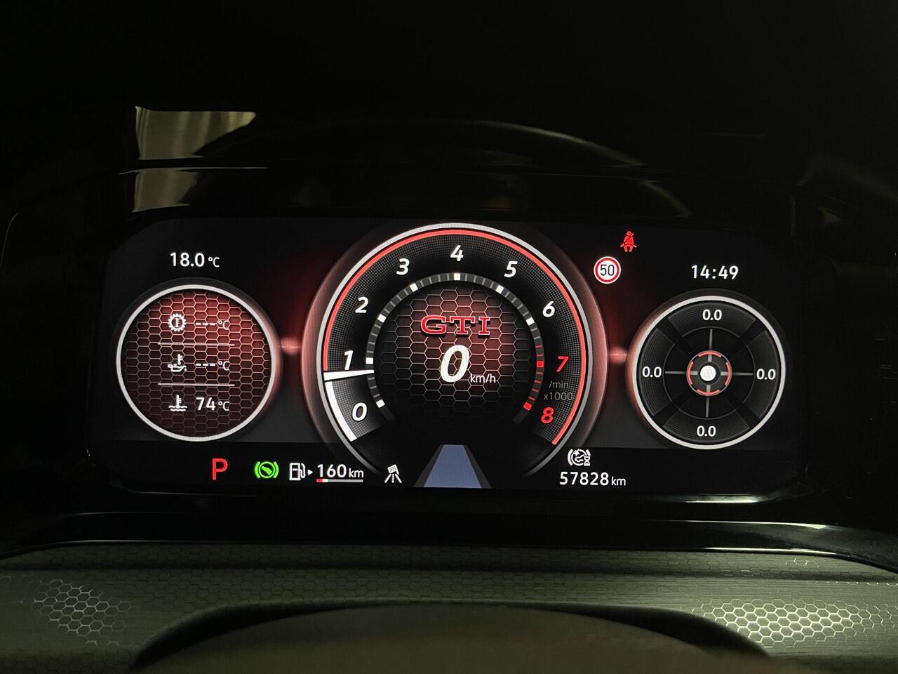 Volkswagen GOLF 2.0 TSI GTI Clubsport 19"/Panoramadak/H&K/IQ Lights/Black style/Dodehoek/Stoel + stuurverwarming/Keyless/Apple Carplay & Android Auto