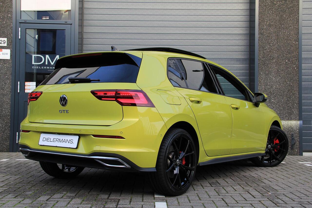 Volkswagen GOLF 1.4 eHybrid GTE Full option | Pano | Head up | IQ | LED verstralers | 19' Estoril | Stoelverwarming | Camera's | Parkeersensoren | Carplay |