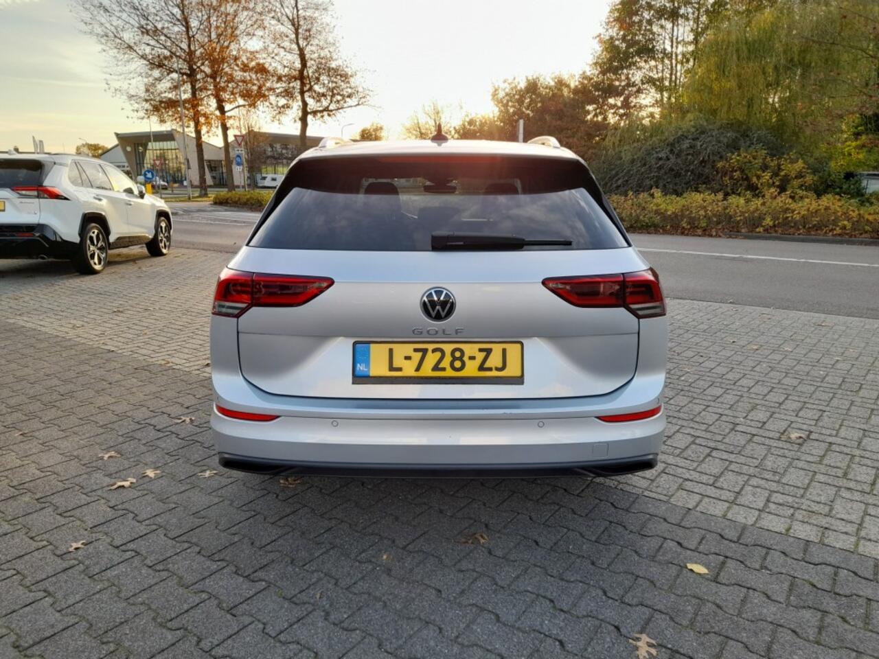 Volkswagen GOLF 1.5 TSI VARIANT BUSINESS IQ-LIGHT TREKHAAK VIRTUAL DASHB. MEMORY