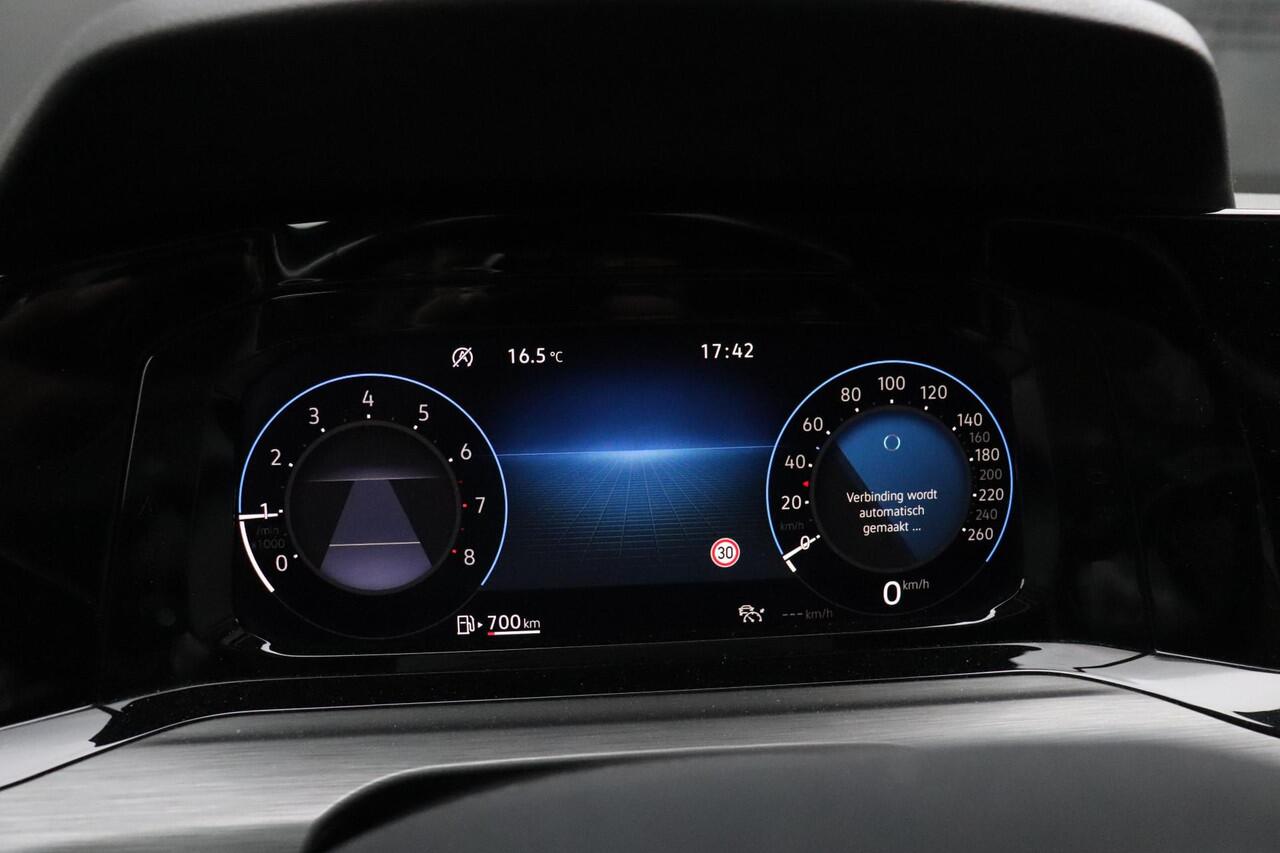 Volkswagen GOLF 1.5 TSI Style | MEMORY | PANODAK | HEAD-UP | CAMERA | NAVI | CRUISE |