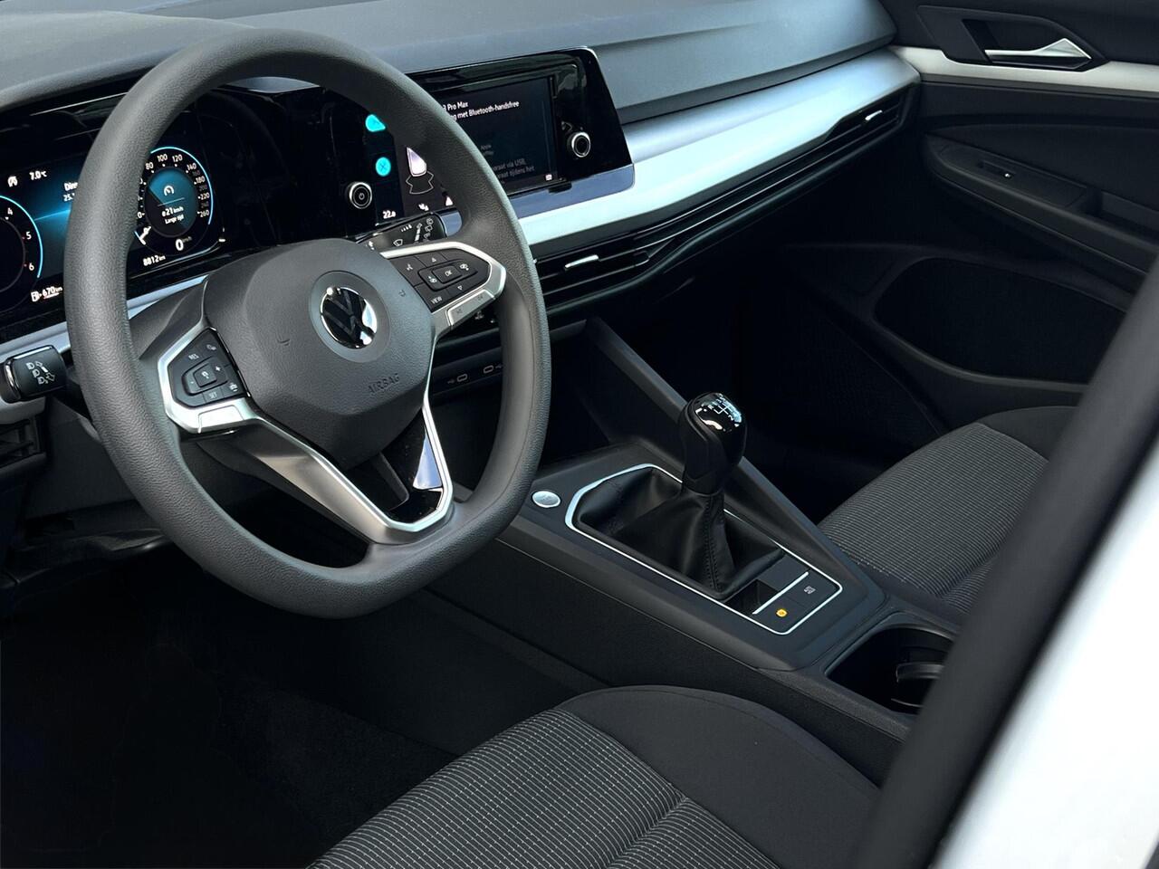 Volkswagen GOLF 1.6 TDI LED KEYLESS CARPLAY 12 MAANDEN GARANTIE