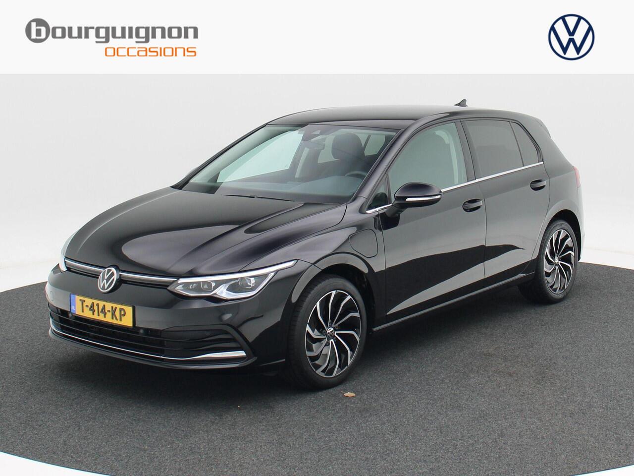 Volkswagen GOLF 1.4 204 Pk Automaat eHybrid Style | Adaptive Cruise | Climate Control | Stoelverwarming | Navigatie | Parkeersensoren | Carplay | 17 inch | 87.913 Km!!