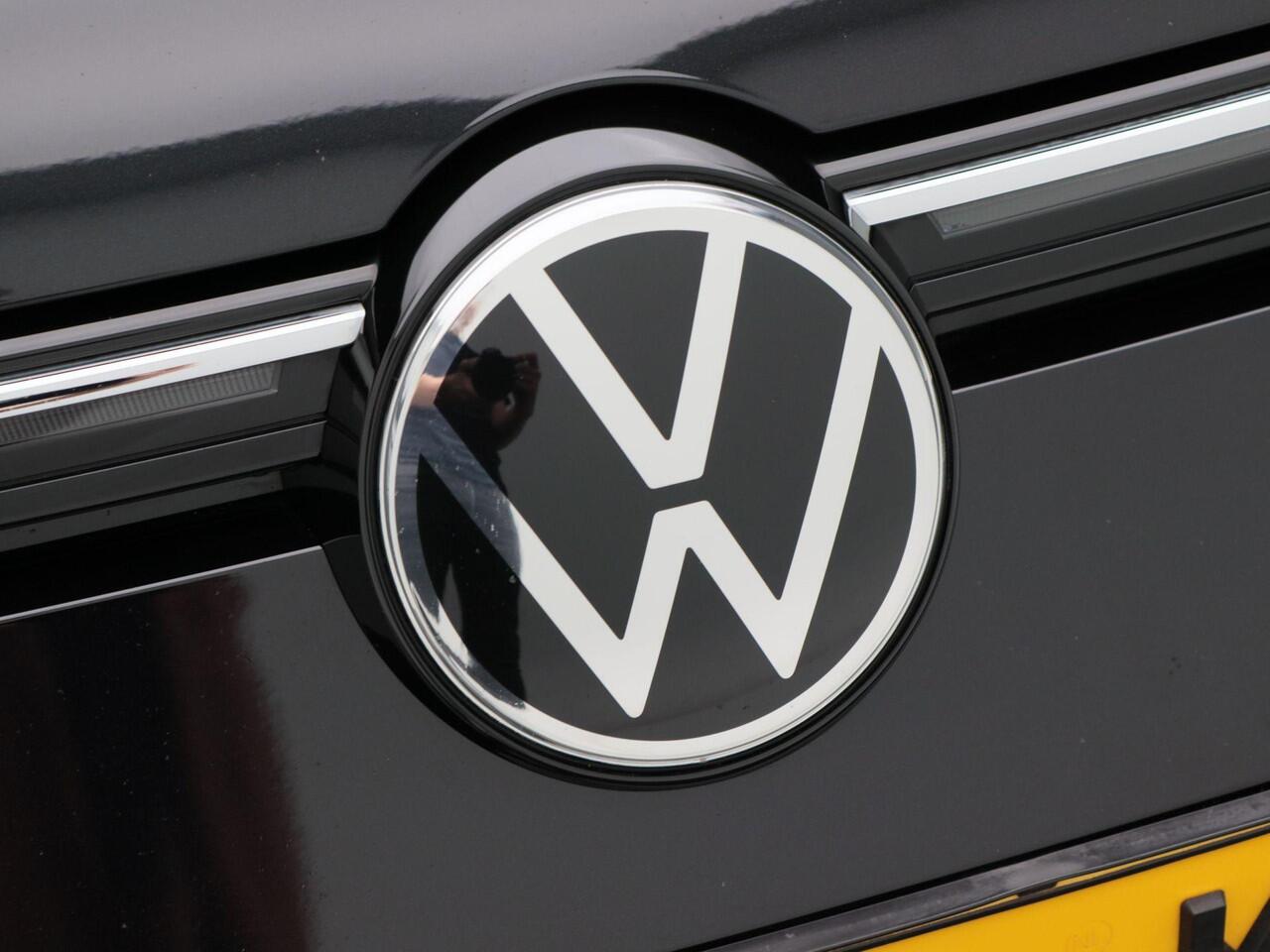 Volkswagen GOLF 1.4 204 Pk Automaat eHybrid Style | Adaptive Cruise | Climate Control | Stoelverwarming | Navigatie | Parkeersensoren | Carplay | 17 inch | 87.913 Km!!