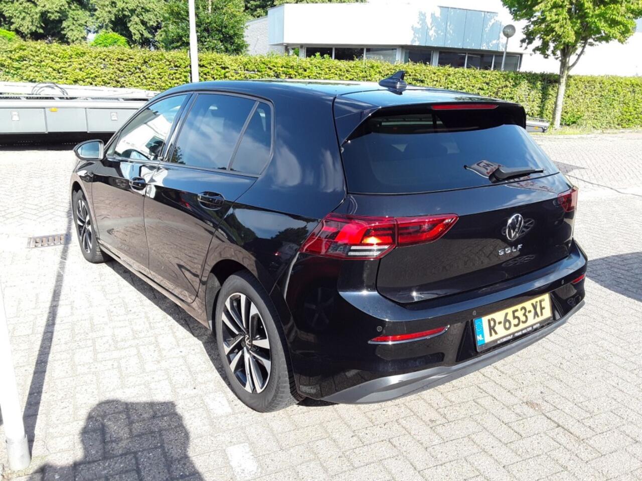 Volkswagen GOLF 2.0 TDI DSG STYLE UNITED / NAVI / ACC