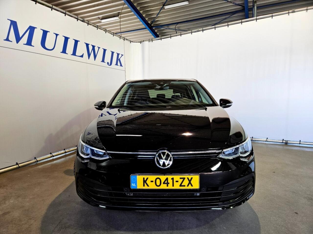 Volkswagen GOLF 1.5 TSI Life / Trekhaak / Camera / NL Auto
