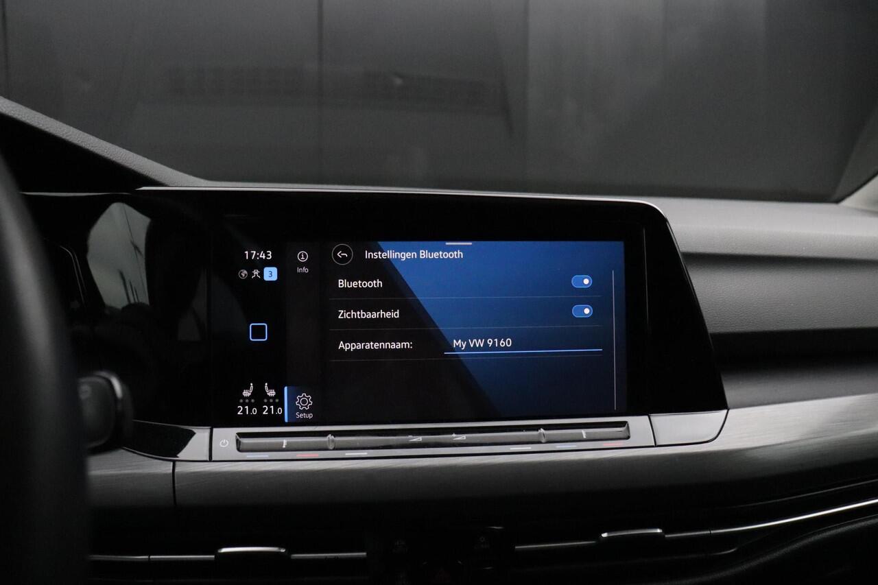 Volkswagen GOLF 1.5 TSI Style | MEMORY | PANODAK | HEAD-UP | CAMERA | NAVI | CRUISE |