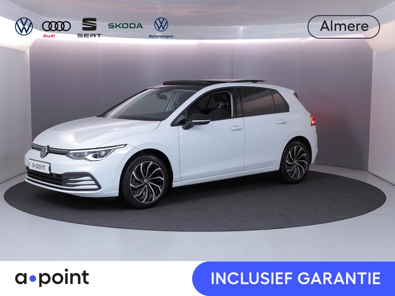 Volkswagen GOLF 1.5 eTSI Life United 150 pk Automaat (DSG) | Navigatie | Panoramadak | Parkeersensoren (Park assist) | Matrix LED koplampen | Stoelverwarming |