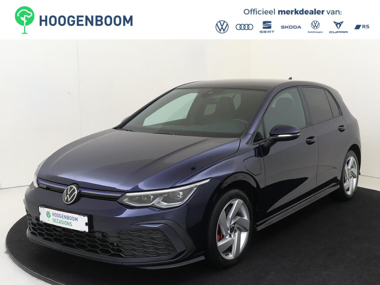 Volkswagen GOLF 1.4 eHybrid GTE | SoH 95% | Stoel- en stuurwielverwarming | Navigatie | Adaptieve cruise control | Achteruitrijcamera | 3-zone airco | CarPlay | Sfeerverlichting |
