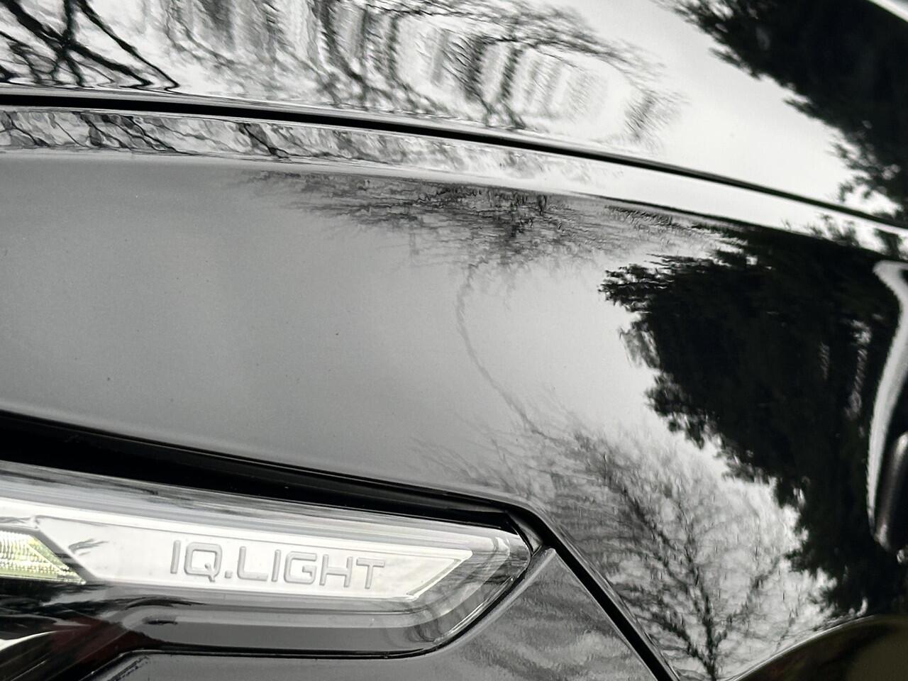 Volkswagen GOLF 1.5 eTSI R-Line Business