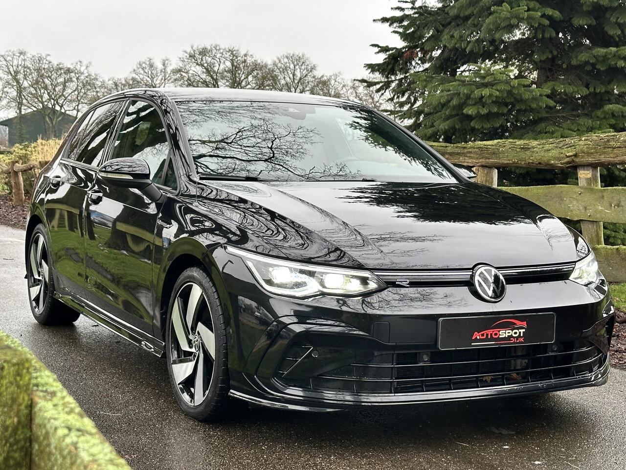 Volkswagen GOLF 1.5 eTSI R-Line Business